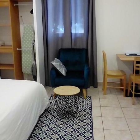 Appartement Aad1 Clamart 200 M Du Tramway T6 St Pave Blc Avec Cuisine Separee Zewnętrze zdjęcie